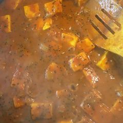 A picture of Paneer Masala.
