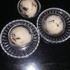 A picture of Banana chocolate ice cream.