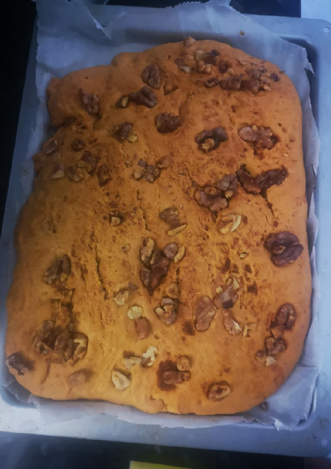 Una foto de Pan de pimentón dulce y nueces