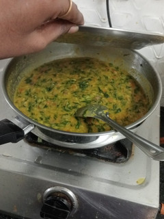 பருப்பு கீரை(paruppu keerai recipe in tamil) செய்முறை முக்கிய புகைப்படம்