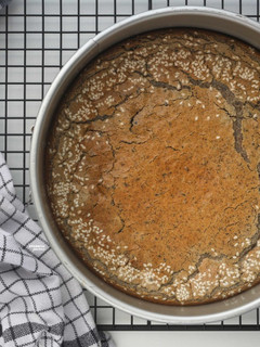 A picture of Black Sesame Mochi Cake.