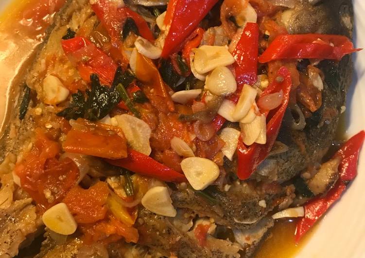 Cara buat Ikan saus tomat yang lezat dan Mudah Dibuat