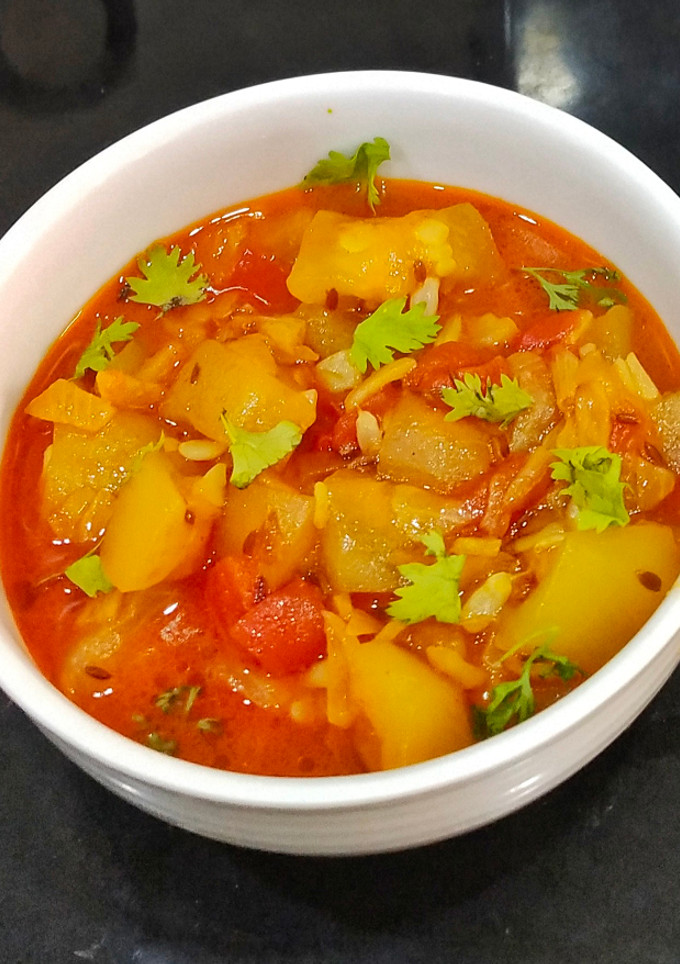 A picture of Lauki Sabzi | Bottle Gourd Curry.