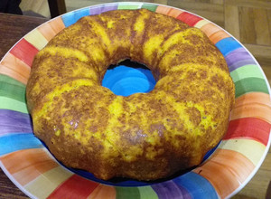 Una foto de Torta de naranja, polenta y avena, saludable sin harina ni azúcar