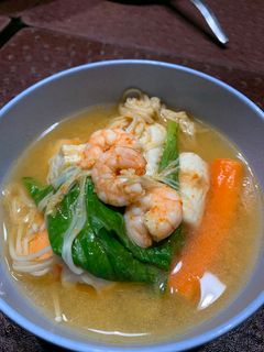 Foto resep Tom Yum Seafood by Dhiajeng
