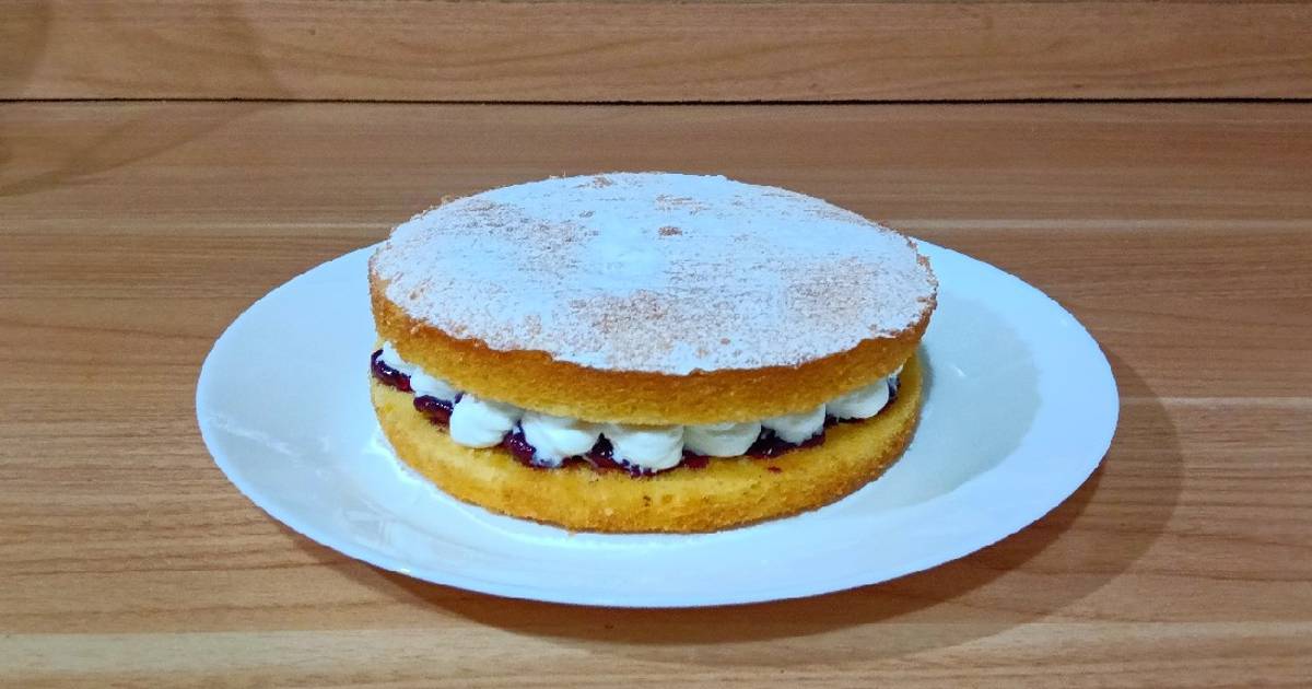 Resep Victoria Sandwich Sponge Cake oleh Anshab Cookpad
