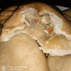 A picture of Chicken pie.