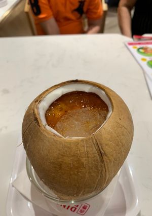 Hình của món Dừa Hấp Tuyết Yến - Tráng miệng Hongkong.