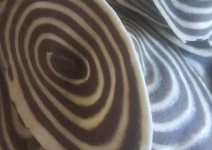 Wajib coba! Resep membuat Kuping Gajah (eggless) hidangan Hari Raya  sedap