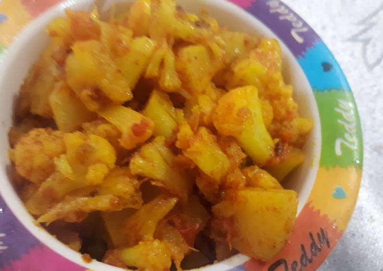 Aalu gobhi veg