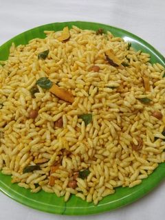 मुरमुरे चिवडा (murmura chivada recipe in marathi) रेसिपी चे मुख्य फोटो 