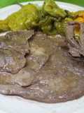 Filete de ternera con pimientos fritos
