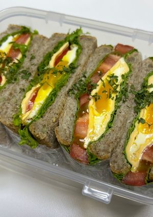 Hình của món Bánh mì kẹp trứng 🌿🌿🌿.