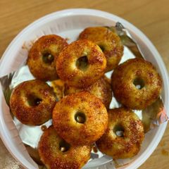 A picture of Khichu.