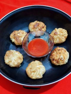 फ्राइड नूडल्स पोटली (fried Noodles potali recipe in Hindi) रेसिपी मुख्य फोटो