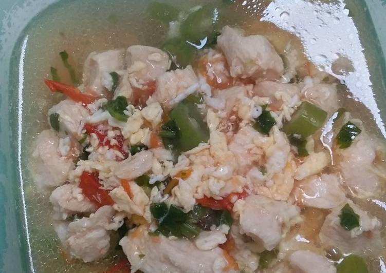 Resep Ayam Telur Kuah Tomat #Mpasi10bulan oleh Mommy Anza ...