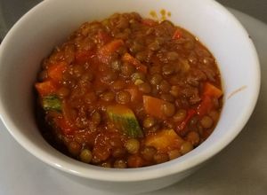 Una foto de Guiso de Lentejas Vegetariano