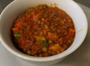 Una foto de Guiso de Lentejas Vegetariano