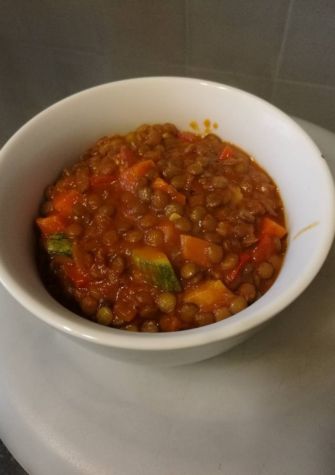 Una foto de Guiso de Lentejas Vegetariano