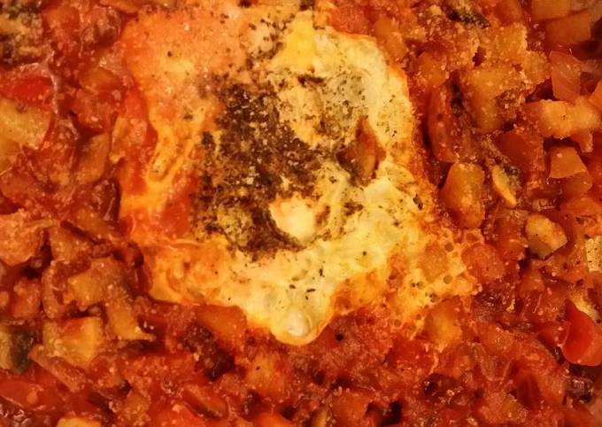 Steps to Prepare Award-winning Egg Shakshuka