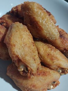 รูปของ ปีกไก่ทอดน้ำปลา ง่ายๆ