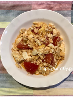 【上菜不用十分鐘】蕃茄炒蛋豆腐 的食譜成品照片