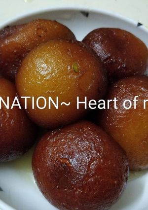 A picture of Gulab jamun.