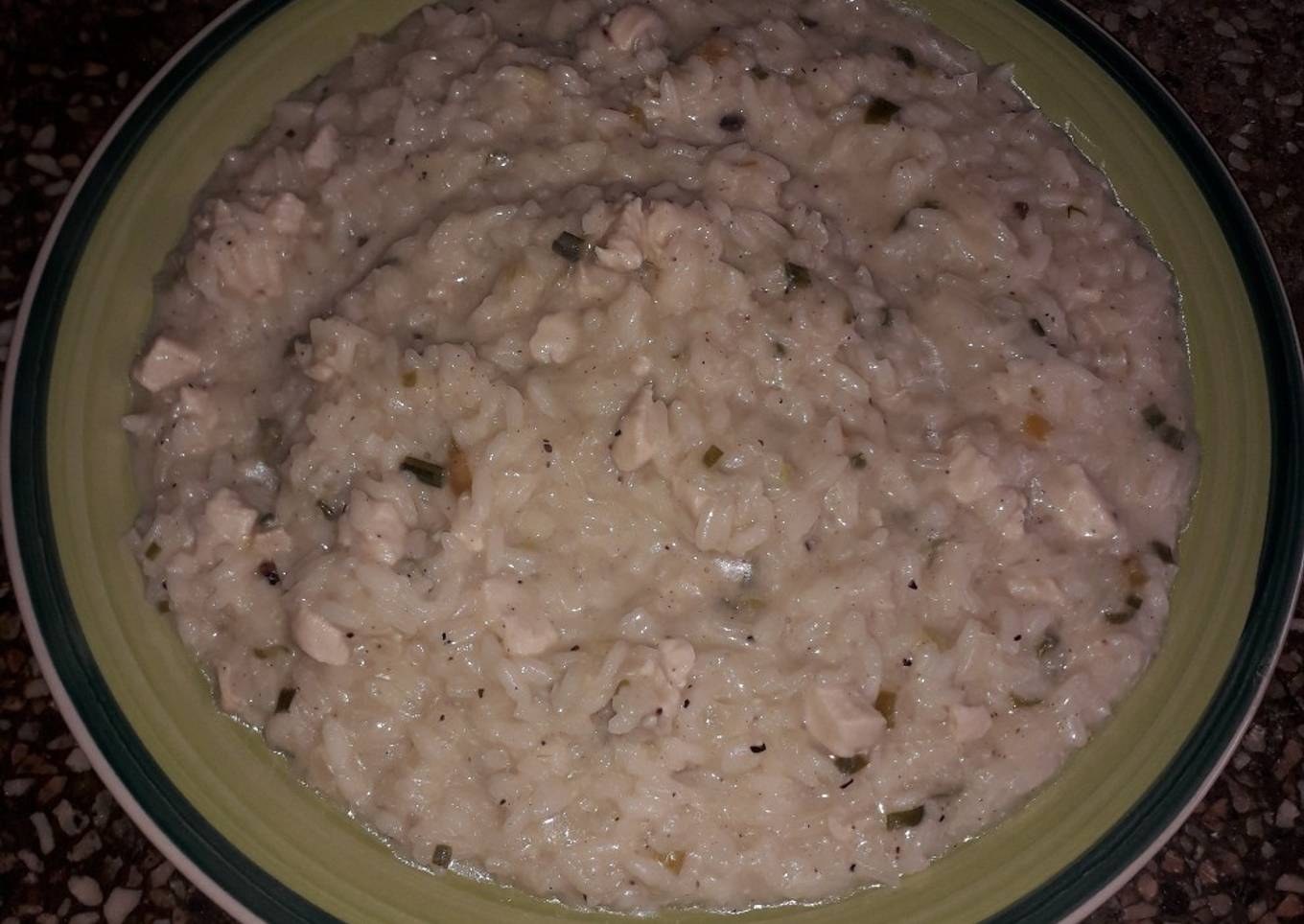 Arroz con pollo y crema