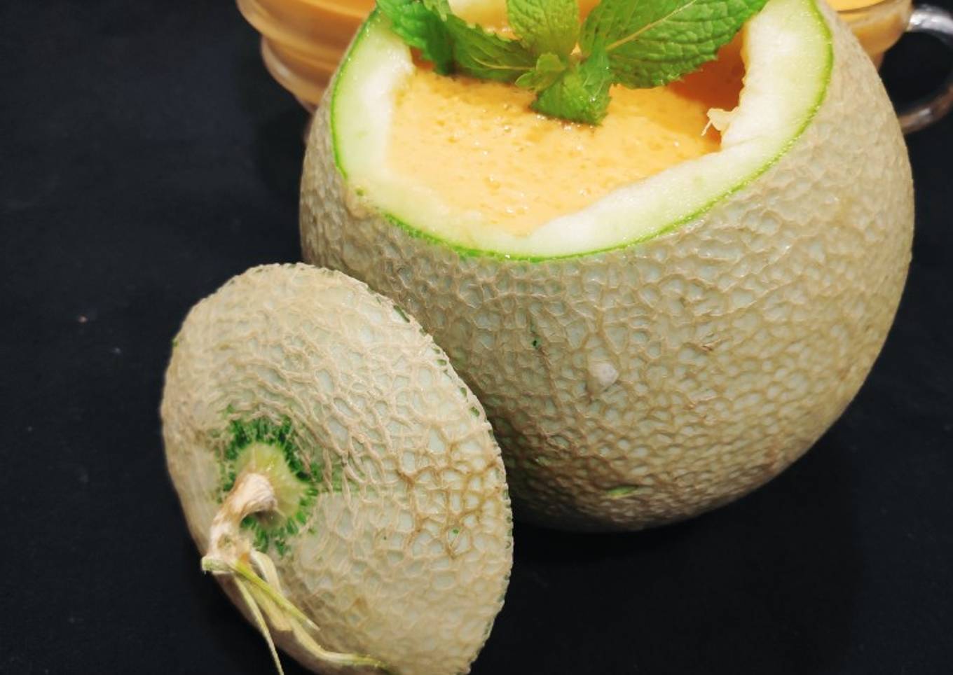 Muskmelon & Mango smoothie
