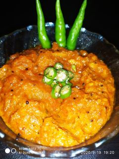 टमाटर की तीखी चटनी (tamatar ki tikhi chutney Recipe In Hindi) रेसिपी मुख्य फोटो