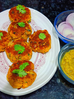 चिकन शामी कबाब (Chicken shami kabab) रेसिपी मुख्य फोटो