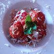 Bucatini con polpette al pomodoro e cacio-ricotta