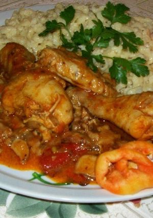 Csirkepörkölt vargánya gombával recept fotója