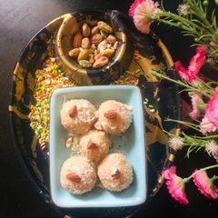 A picture of Roasted chana coconut Laddu.