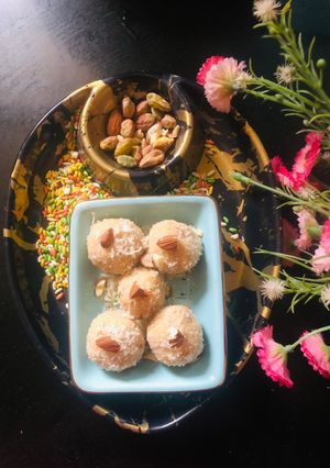 A picture of Roasted chana coconut Laddu.