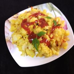 A picture of Idli upma.