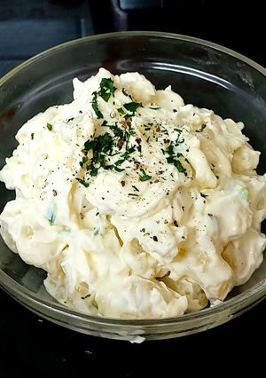A picture of My Spicy Potato Salad 😉.