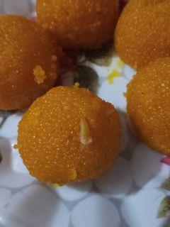 बूंदी के लड्डू (Boondi ke laddu recipe in hindi) रेसिपी मुख्य फोटो