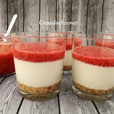 Cheesecake saludable en vasos Receta de Creandoaficiones - Susana Sg-  Cookpad