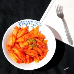 A picture of Penne Arrabbiata.
