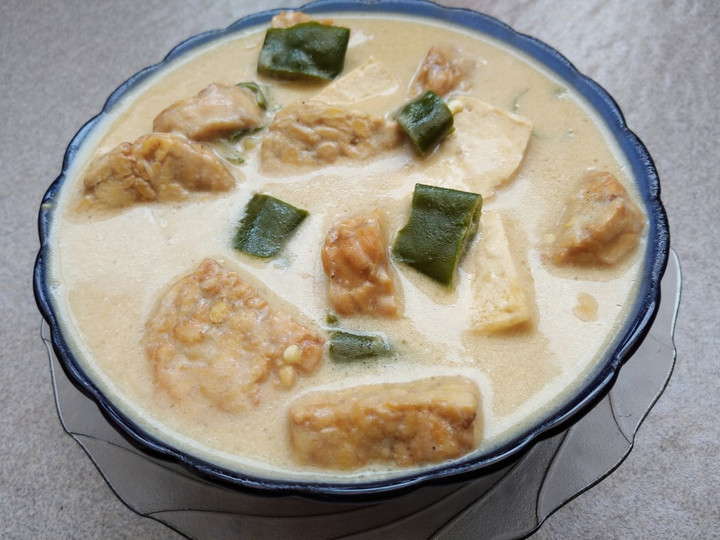 Resep Sayur Tahu Tempe Kuah Santan, Lezat Sekali