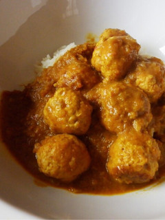 Una foto de Albóndigas con curry
