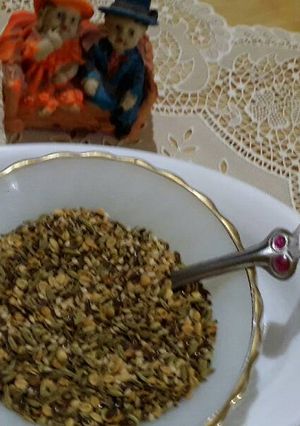 A picture of Multi seeds Mukhwas with Flax Seeds (Alsi Seeds).