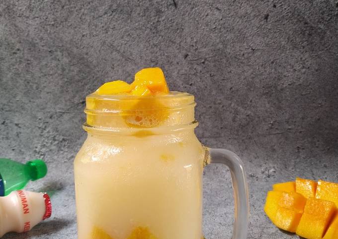 Resep Es Mangga Sprite Yakult oleh Indah Kurniasari - Cookpad