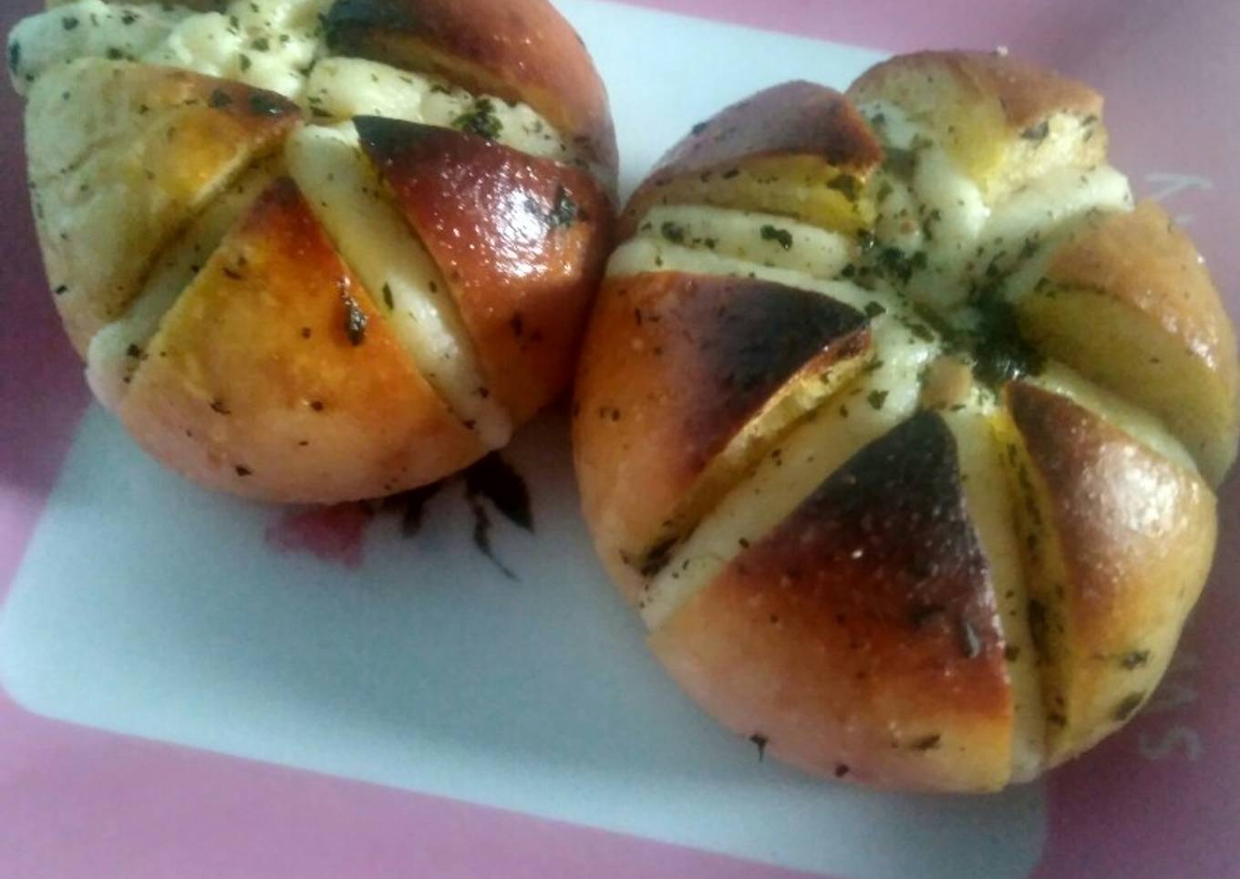 9.Korean garlic cheese bread
