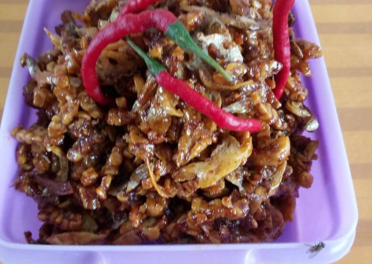 Resep Kering tempe campur teri yang Lezat Sekali
