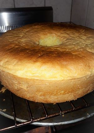Una foto de 🎉🎂Bizcochuelo base Casero. Base para tortas 🎂🎉