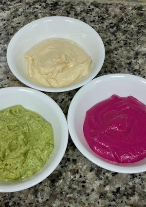A picture of Tricolor Hummus.