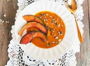 Foto di Vellutata di zucca con semi misti