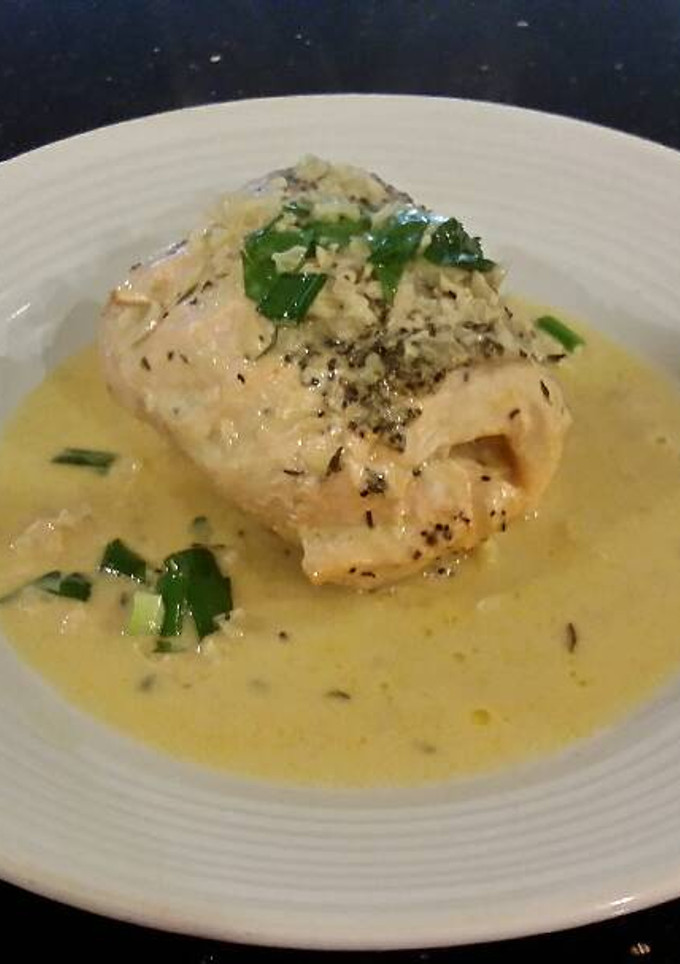 A picture of Salmon Fillets Cordon Bleu In a Lemon/ Lime Butter Sauce.